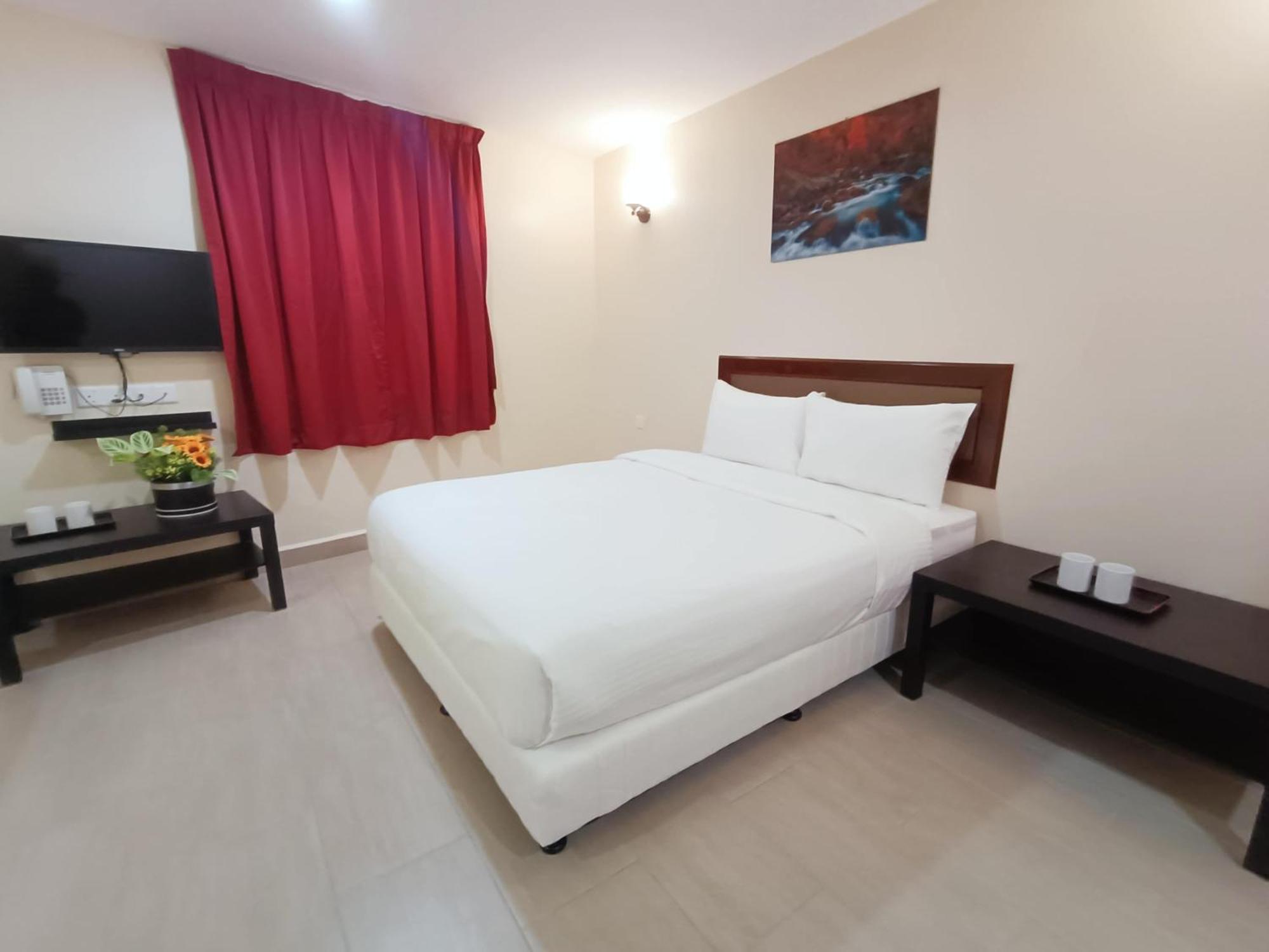 Capital O 90897 Island City Hotel George Town Buitenkant foto