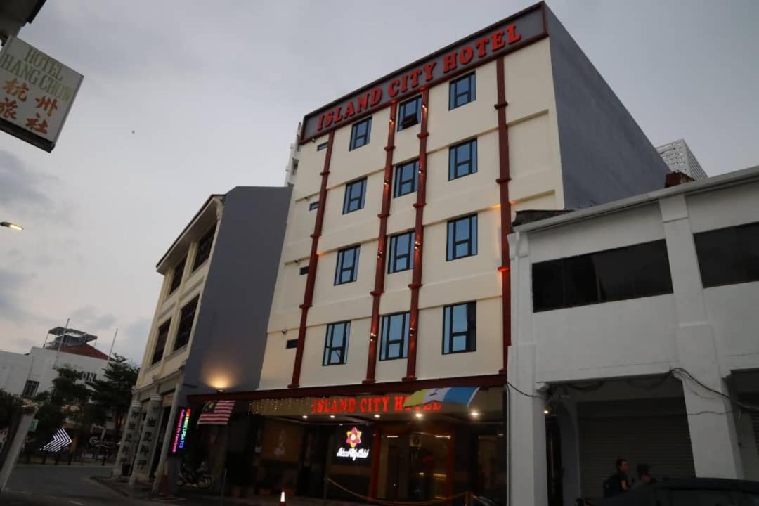 Capital O 90897 Island City Hotel George Town Buitenkant foto